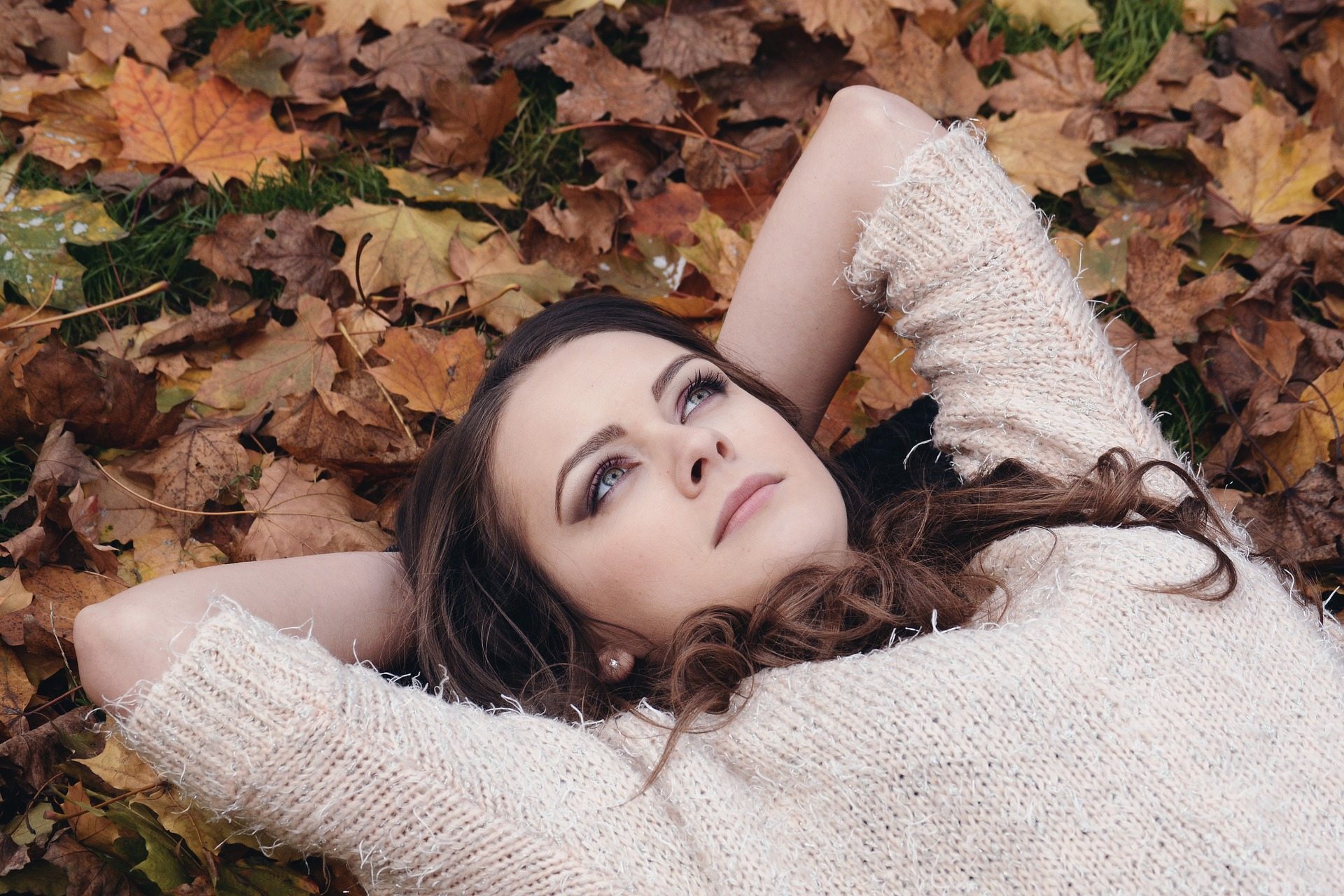 Kosmetik Wohlf&uuml;hl-Behandlung im Herbst